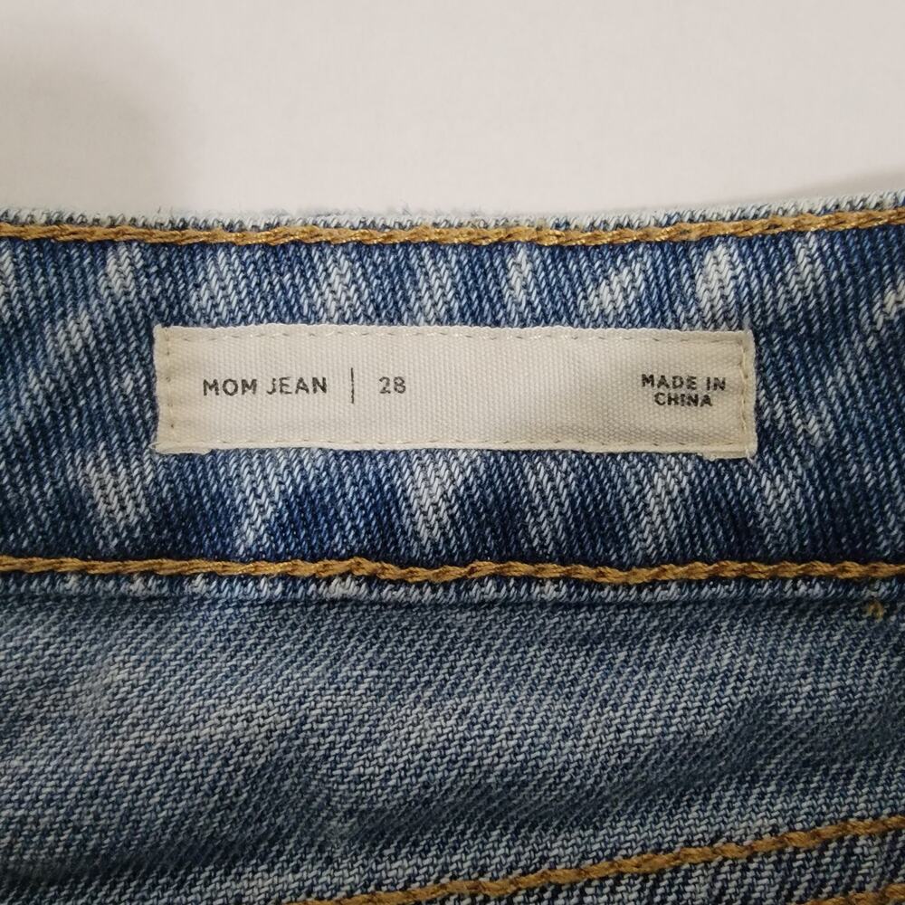 Pacsum Distressed Denim Mom Shorts Size 28 - Picture 4 of 5